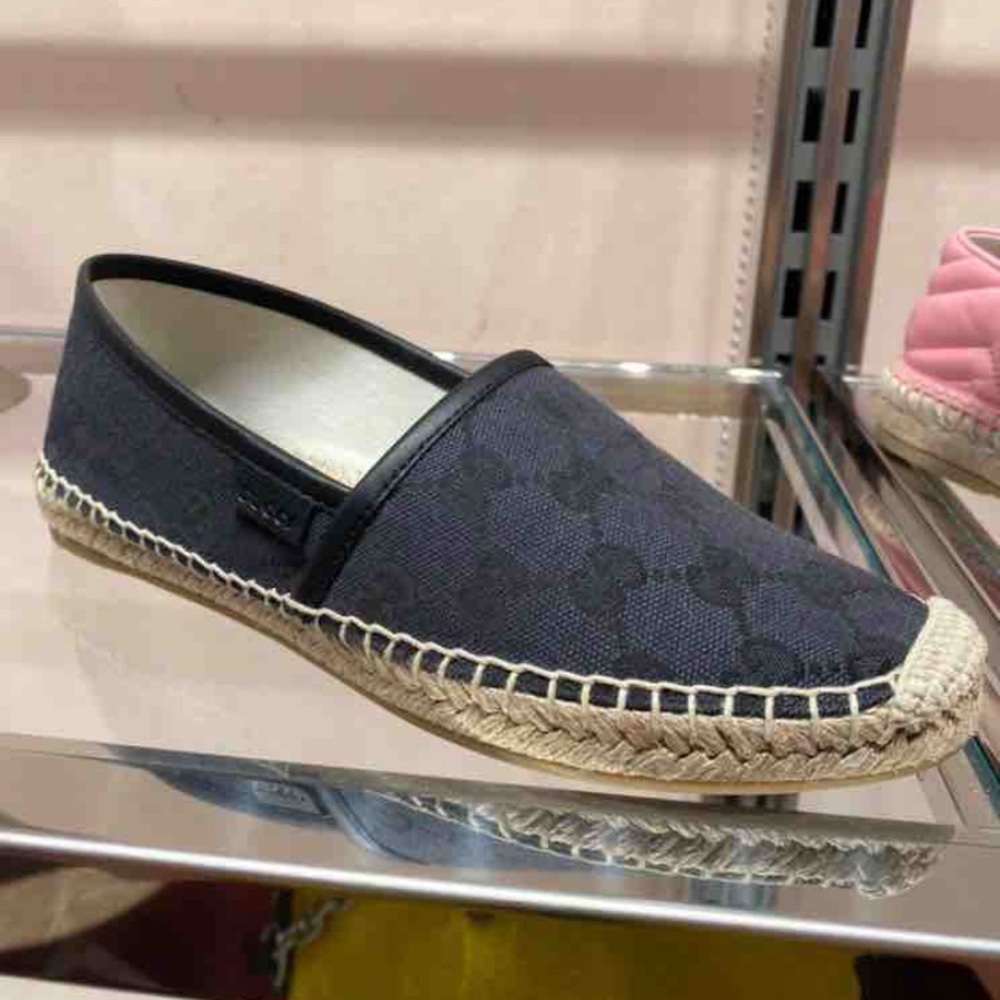 Gucci espadrilles size 40 US brand new in box. I wear a 41 so 40 is too small